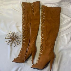 PEEP-TOE LACE-UP KNEE HIGH BOOTS 👢